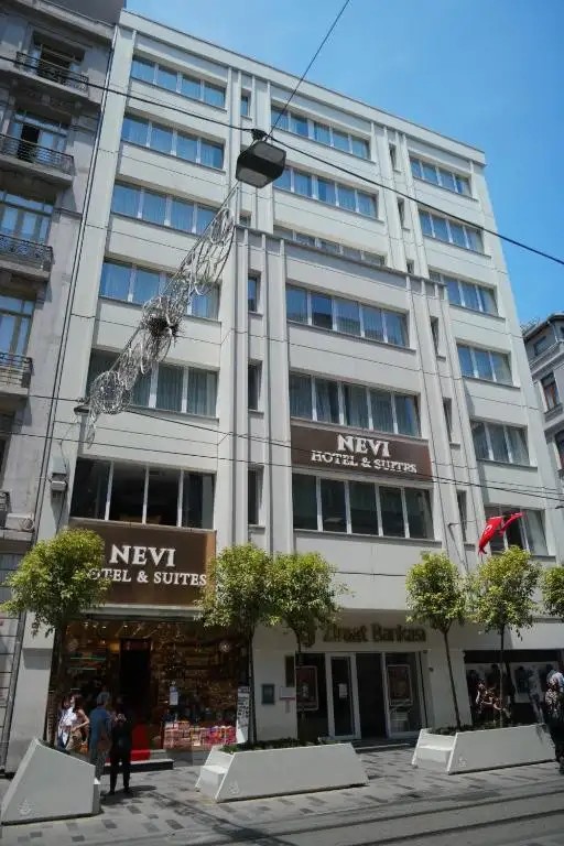 NEVI HOTEL BOUTIQUE