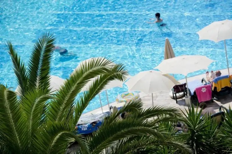 TRENDY ASPENDOS BEACH