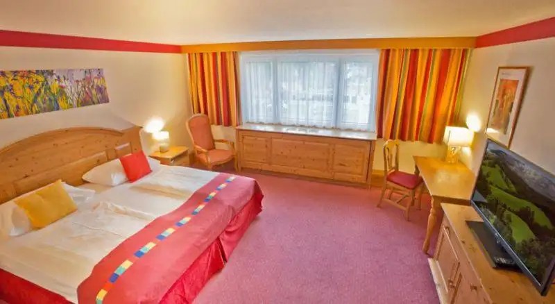 PARK INN BY RADISSON UNO CITY VIENNA