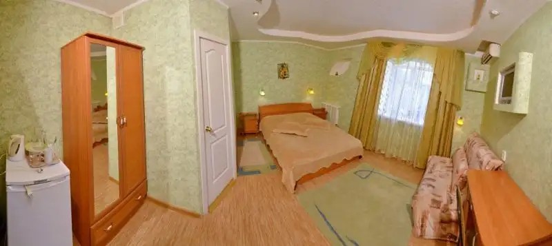 МИНИ-ОТЕЛЬ НА КУЗНЕЧНОЙ