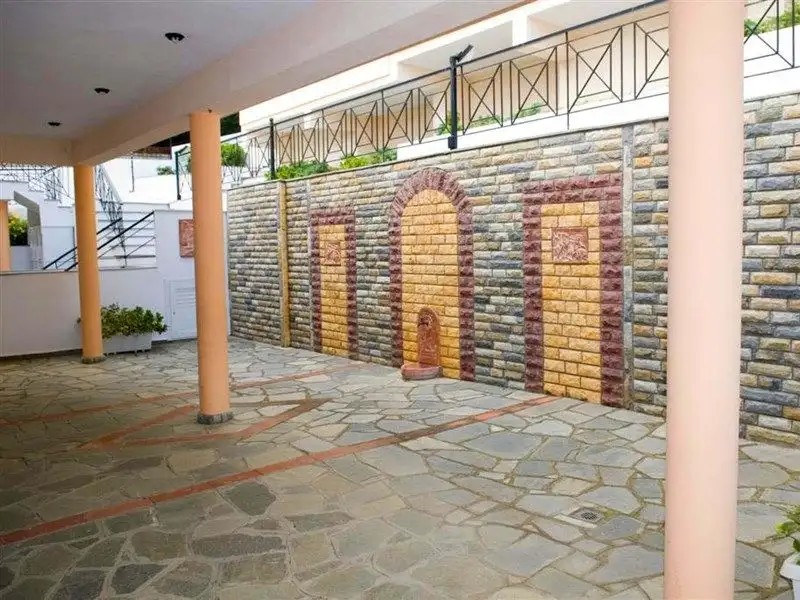AMALIA HOTEL