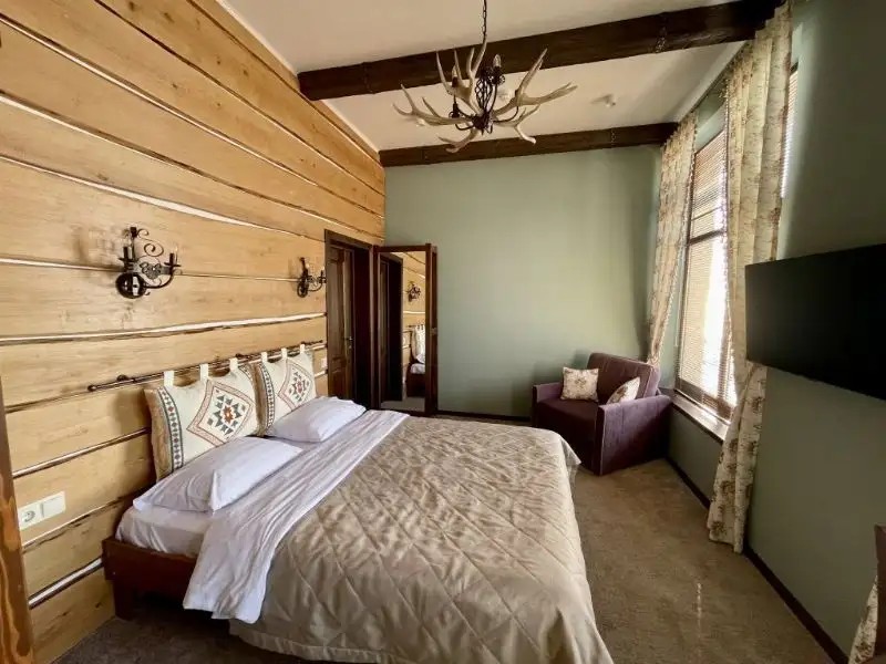 SALOON WESTERN