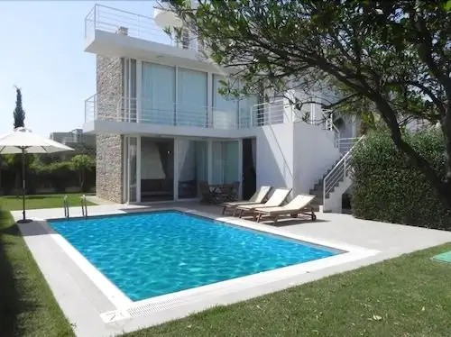NOVRON FERONIA VILLAS