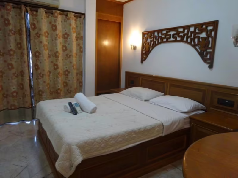 MAX RESIDENCE