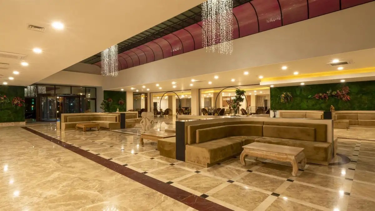 SIAM ELEGANCE HOTELS & SPA