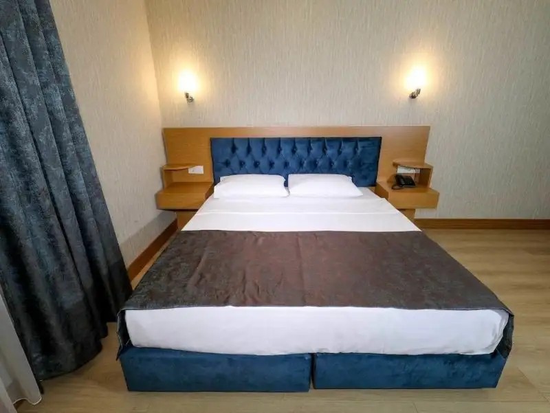 GRAND ELMIRA SUITES