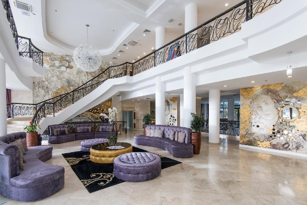 ЗВЕЗДНЫЙ WELLNESS & SPA