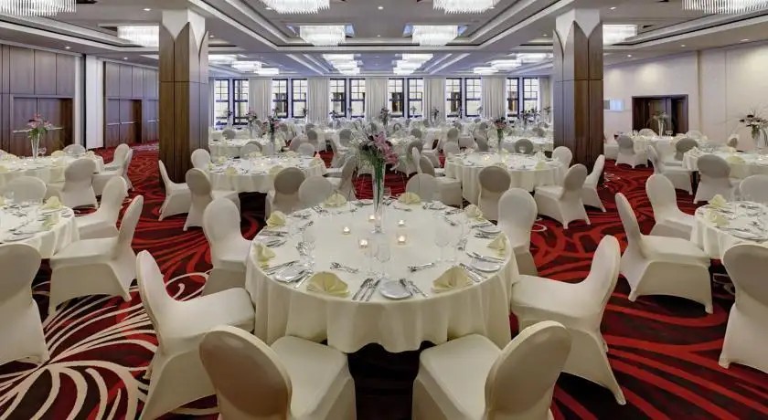 HILTON DRESDEN HOTEL