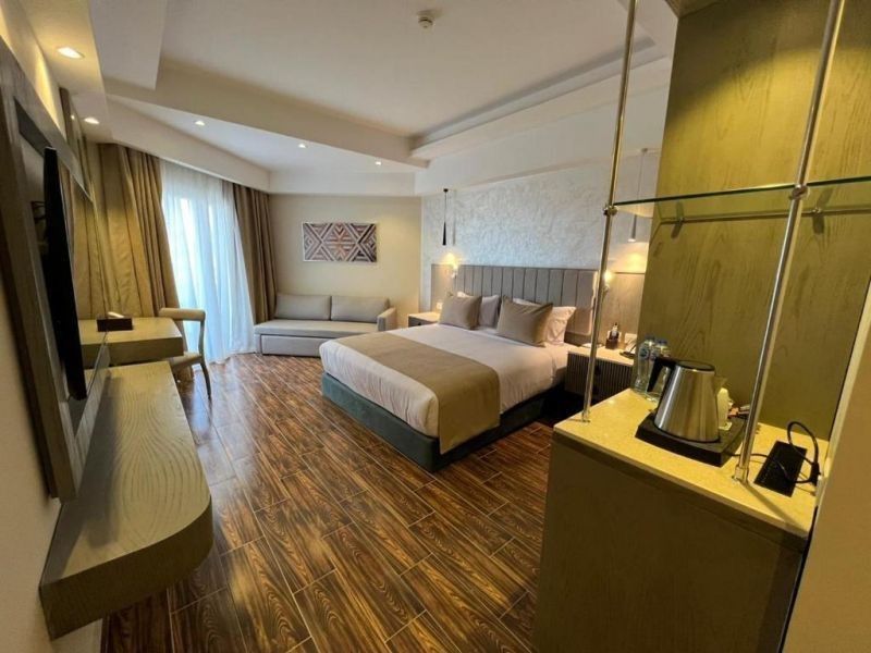 family suite