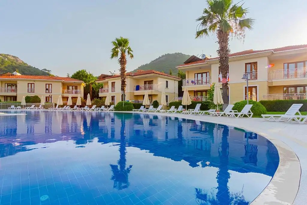 THE ONE CLUB HOTEL (EX. ALINN CLUB HOTEL)