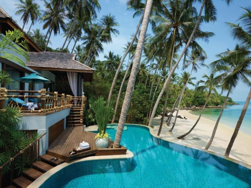 beach pool villa