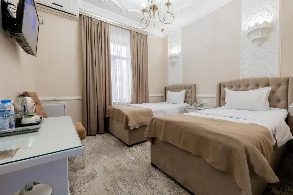BILLURI SITORA HOTEL