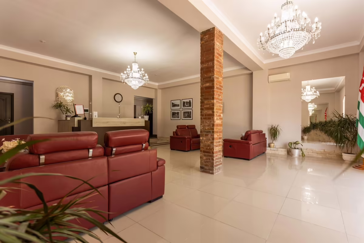 НИКОПОЛИ (БЫВШ. ОЛИВА)