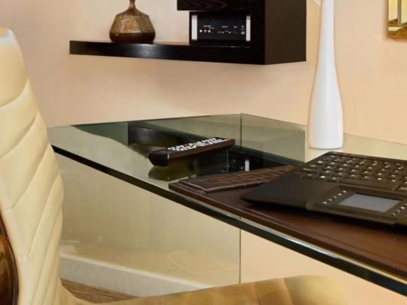 JUMEIRAH CARLTON TOWER