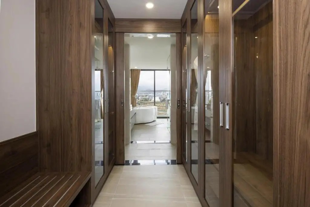 MIRACLE LUXURY