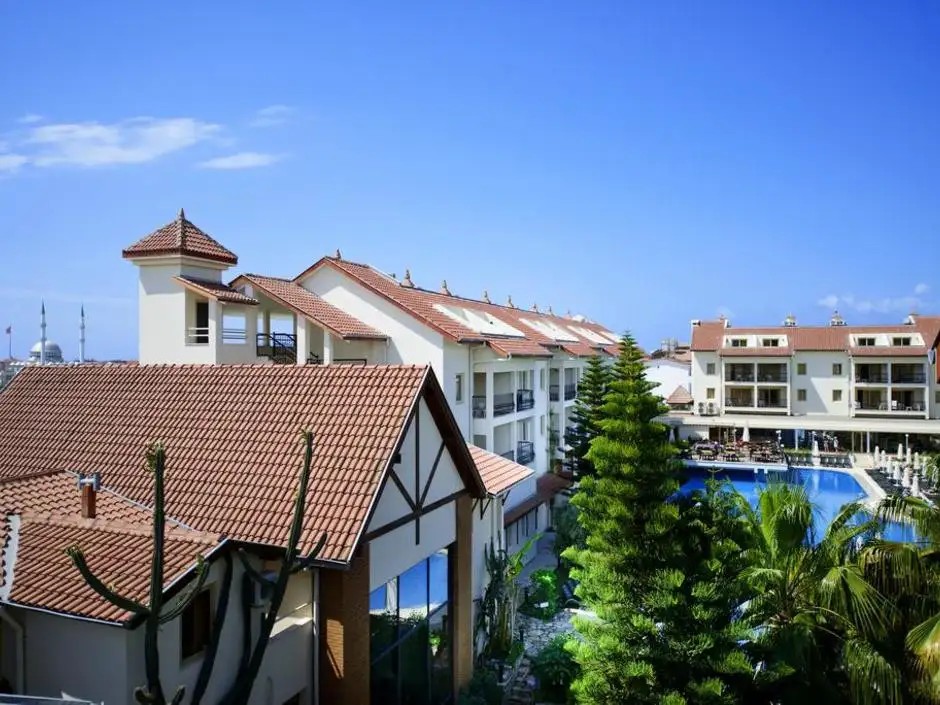 KENTIA APART