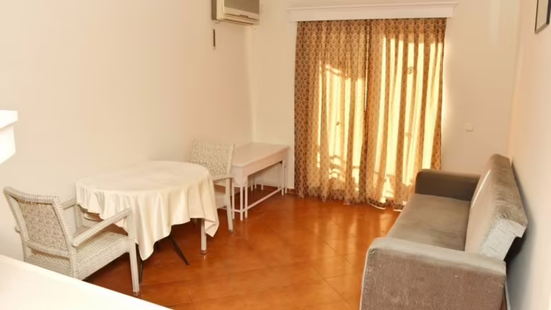 CLUB DANTE APARTMENTS