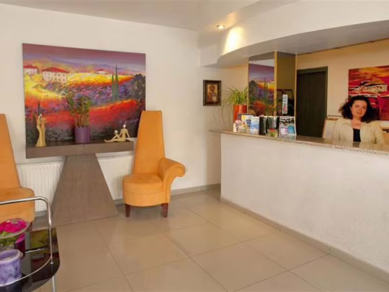 THE PALMS LIMASSOL APART