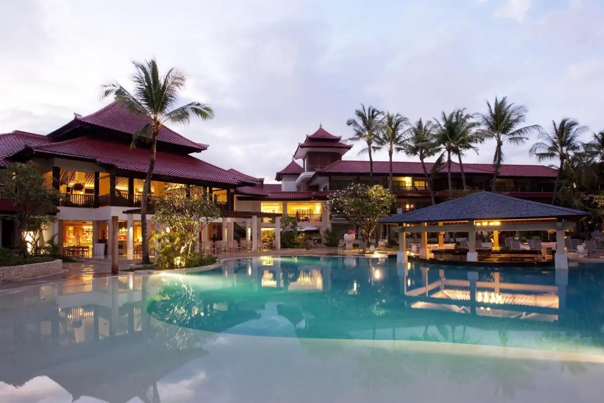 HOLIDAY INN RESORT BARUNA BALI