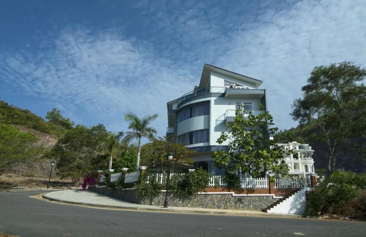 NHA TRANG HILL VILLAS