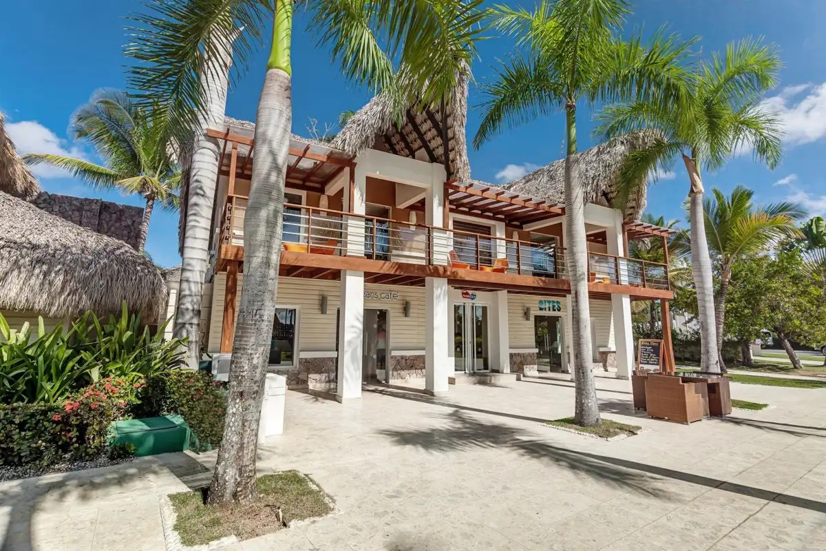 ROYALTON SPLASH (EX. GRAND MEMORIES SPLASH PUNTA CANA)