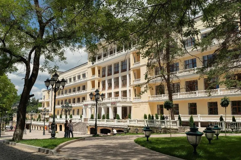 ДВОРЕЦ НАРЗАНОВ
