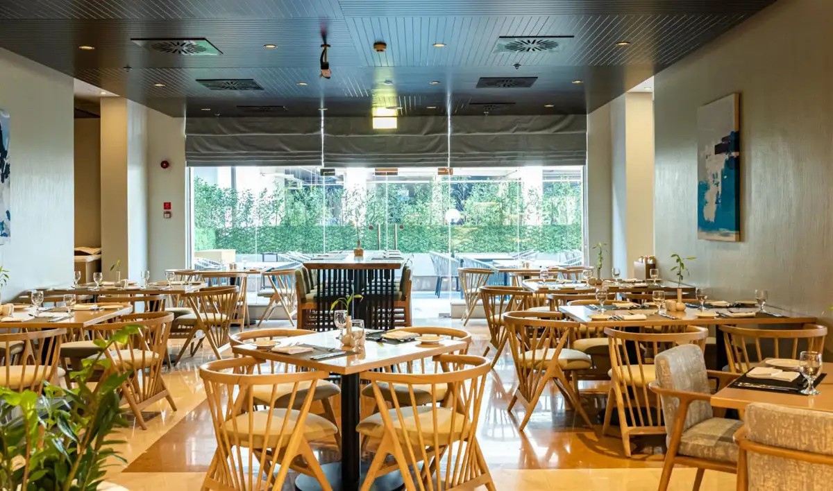 MERCURE DUBAI BARSHA HEIGHTS HOTEL SUITES & APARTMENTS