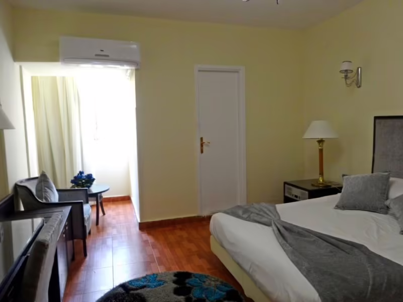 INDIANA HOTEL