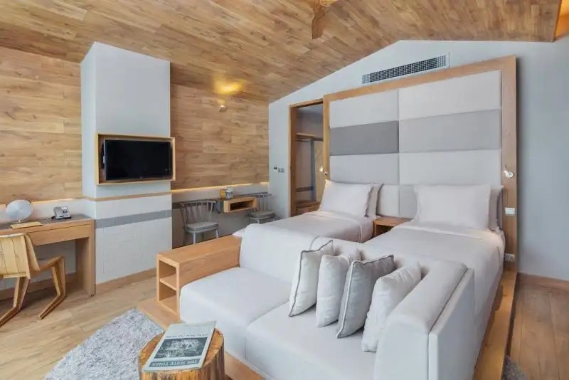 FUSION SUITES SAIGON