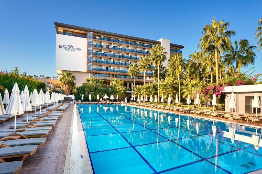 ROYAL GARDEN BEACH HOTEL (EX. ROYAL GARDEN SELECT & SUITE)