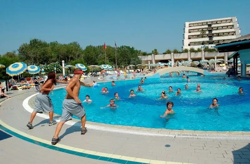 SAVOY BEACH