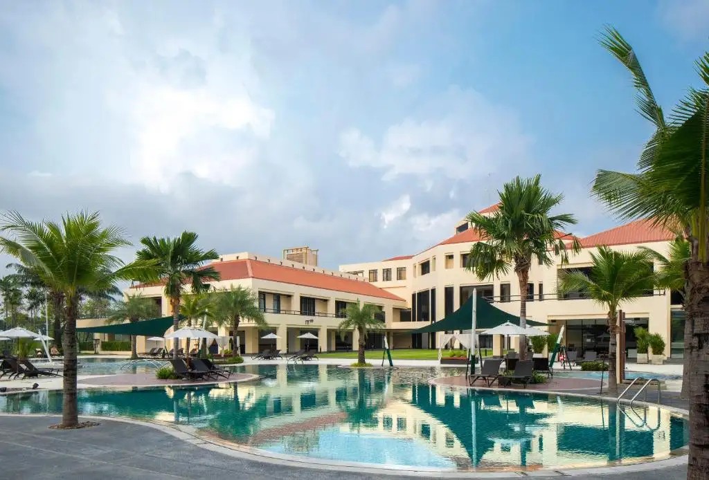 EASTIN THANA CITY GOLF RESORT