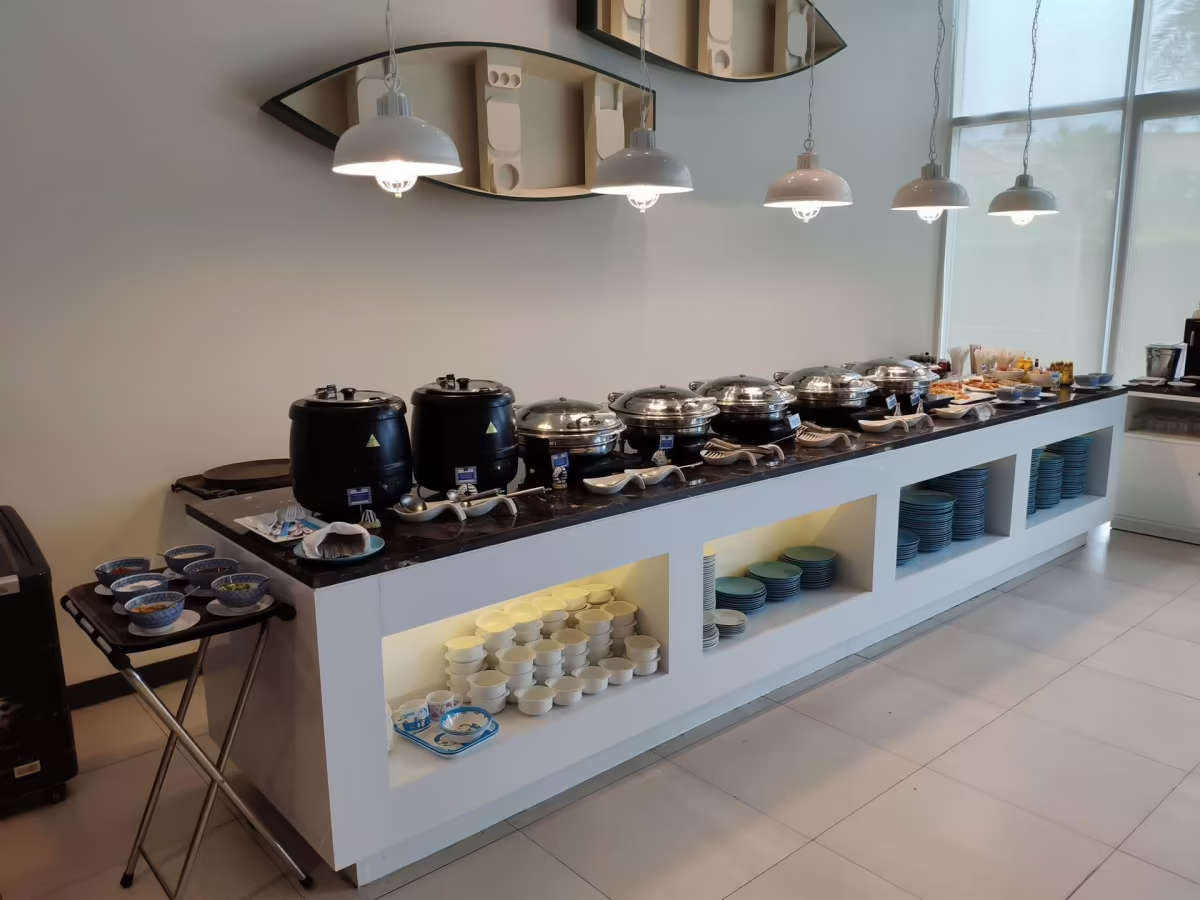 WHITE SAND BEACH RESIDENCE PATTAYA
