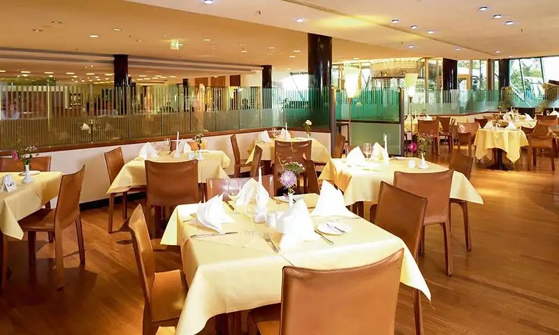 RADISSON BLU PARK HOTEL & CONFERENCE CENTRE