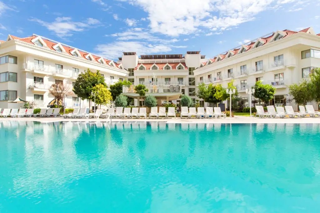 GRAND MIRAMOR HOTEL & SPA