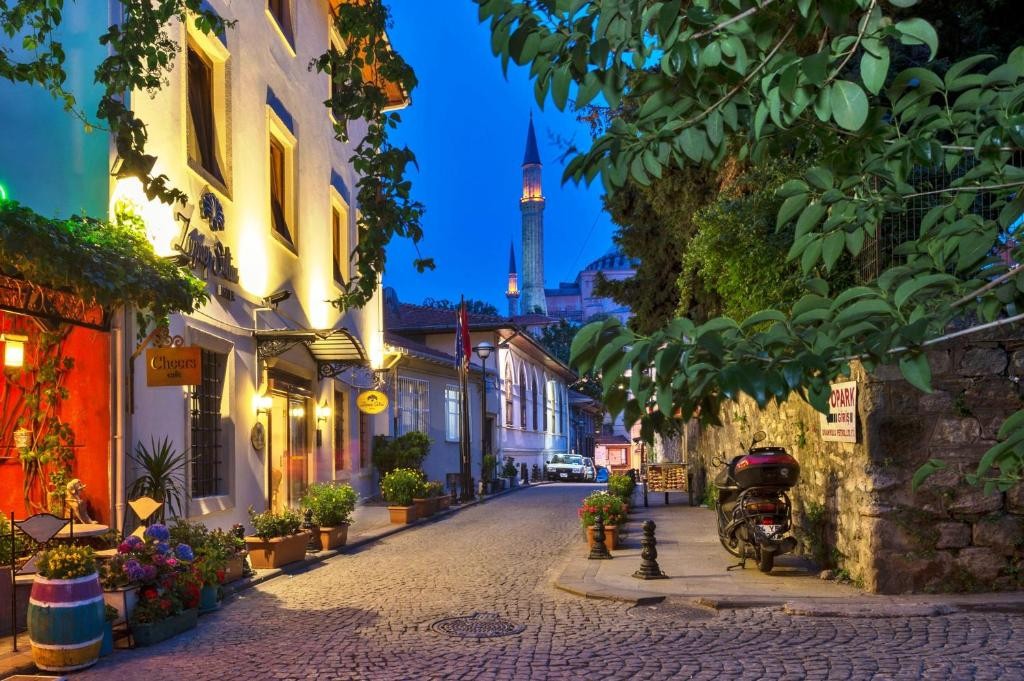 ZEYNEP SULTAN