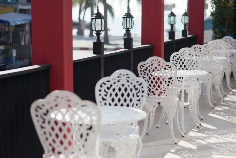 THE BEACH FRONT RESORT PATTAYA