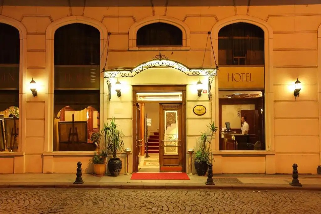 GOLDEN HORN SIRKECI