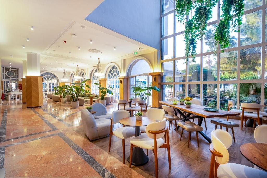 ROSE GARDEN PREMIUM HOTEL (EX. LARISSA MARE BEACH)