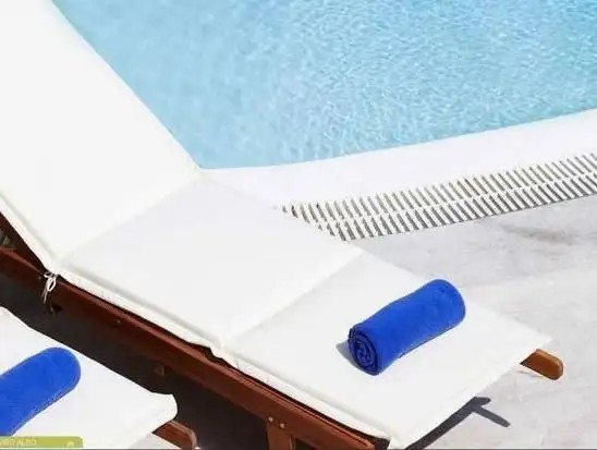 MELTEMI LUXURY SUITES