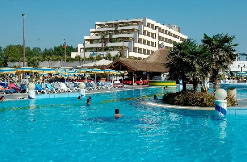 SAVOY BEACH