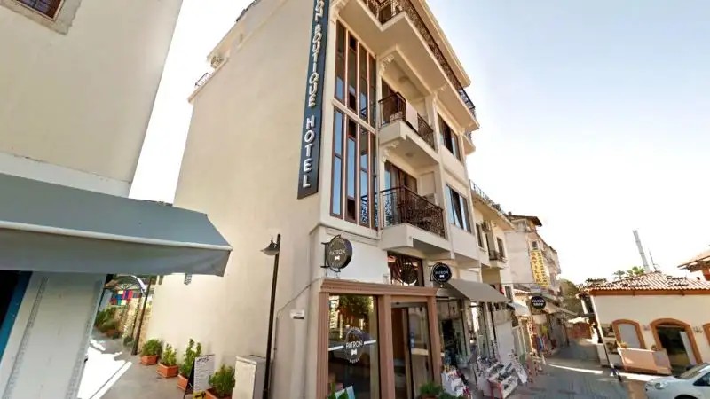 PATRON BOUTIQUE