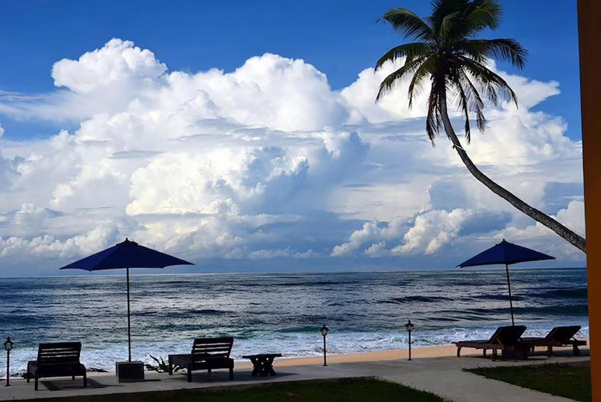 AMANDA BEACH VILLAS