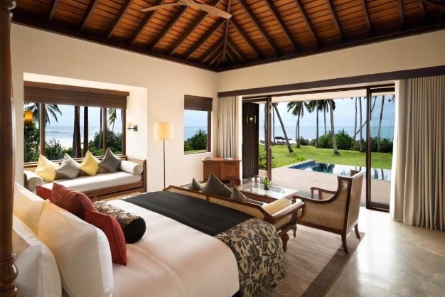 beach pool villa