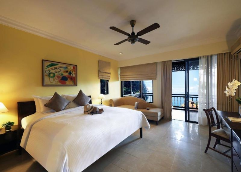 premier chalet sea view