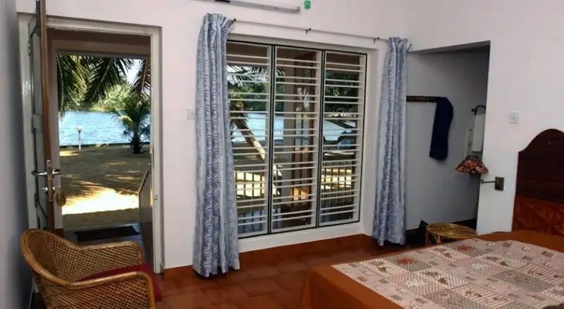 BEACH AND LAKE AYURVEDIC RESORT