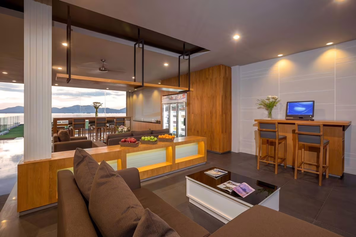 X10 SUITES