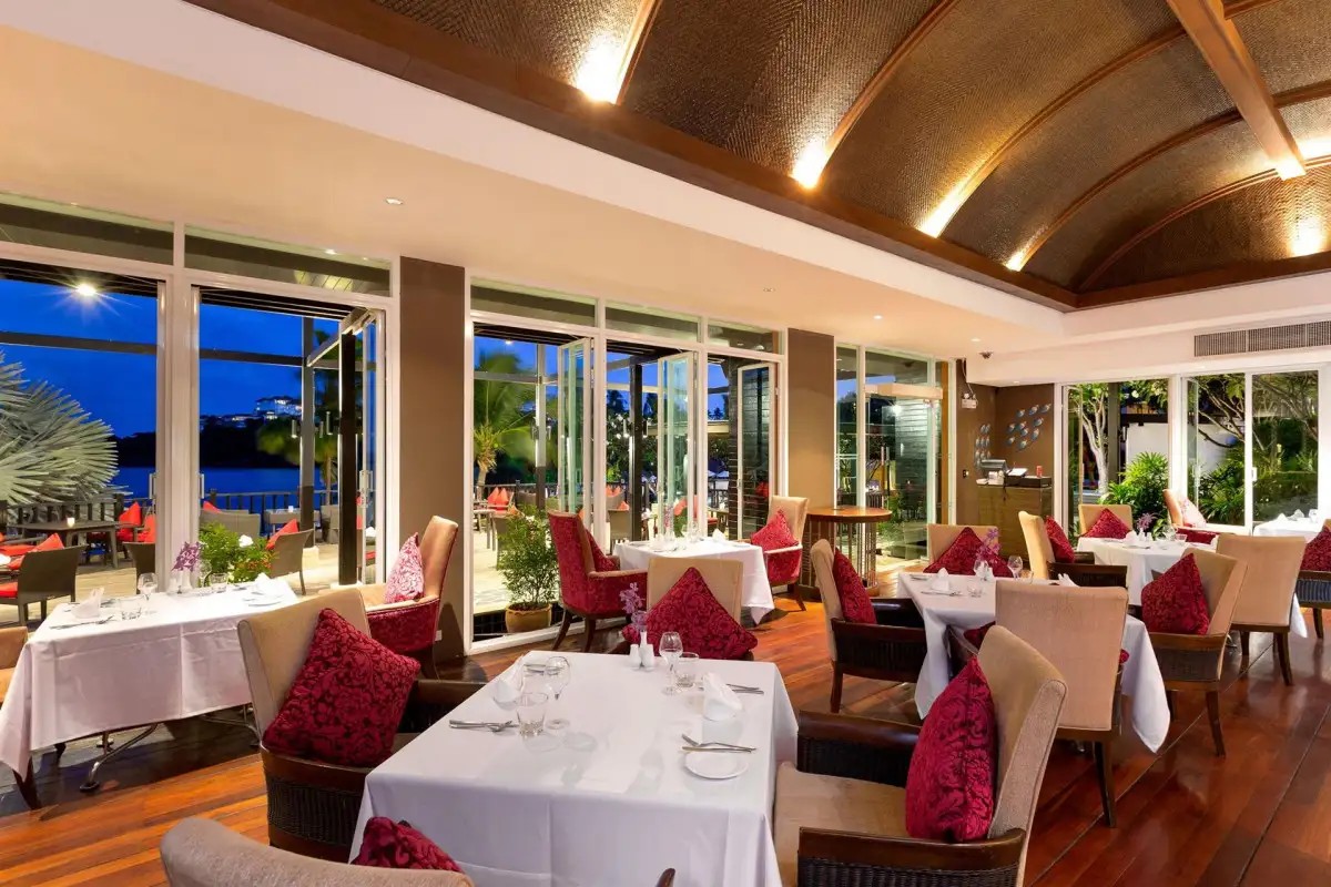 PULLMAN PHUKET PANWA BEACH RESORT (EX. RADISSON PLAZA RESORT PANWA BEACH)