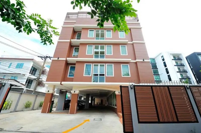 ARAVINDA LIVING HOME