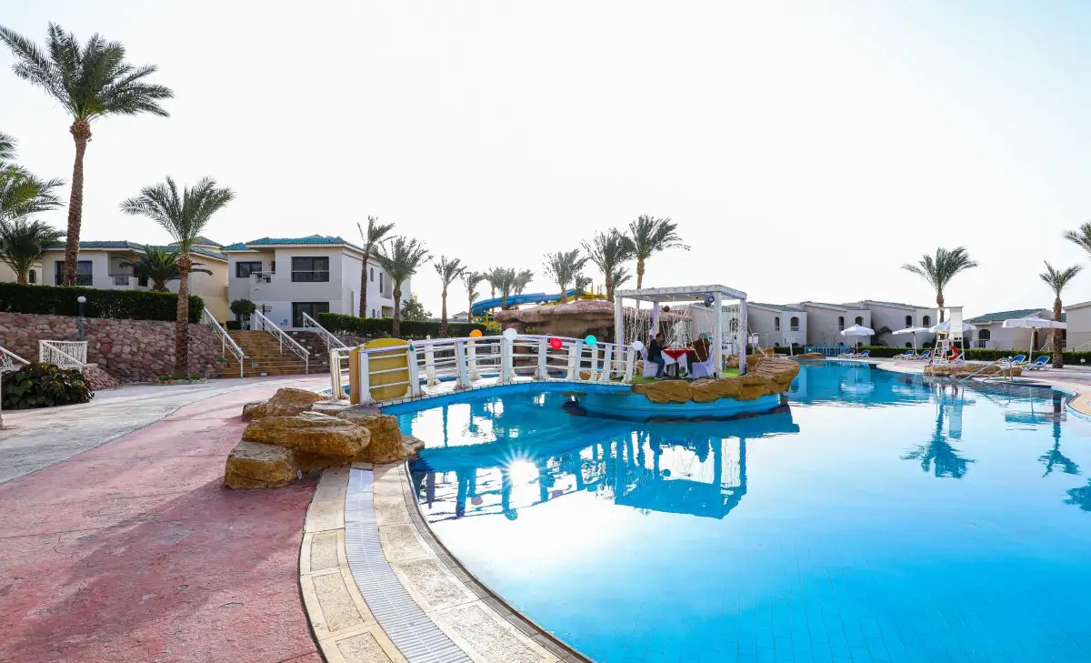 ISLAND VIEW RESORT (EX. SUNRISE ISLAND VIEW RESORT)